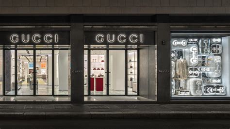 il primo opening risale al 1951: Gucci riapre in Montenapoleone 